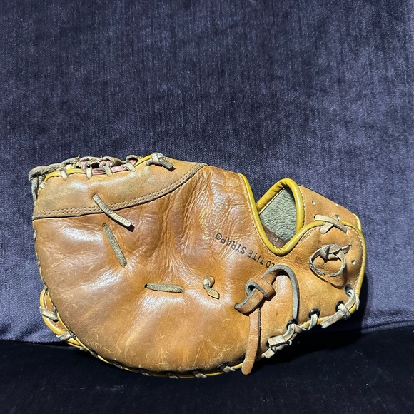 Wilson A2860 Big Scoop Baseball Glove / Mitt, RHT, George Scott - Picture 2 of 7
